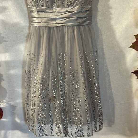 Girls Sequence dress - Picture 3 of 4